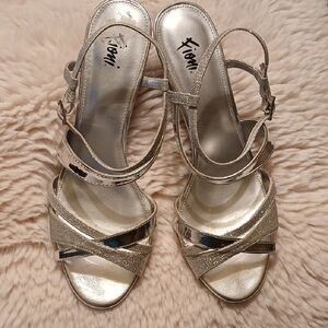 Silver Strappy Women's Dress Sandals Size 9W